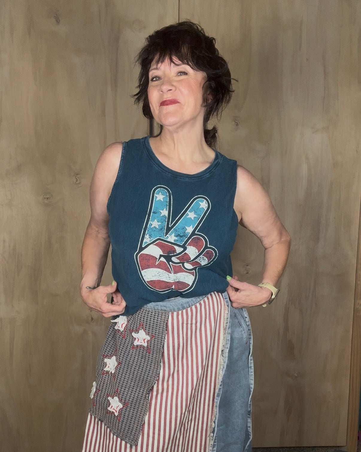 Peace Finger Muscle T-shirt